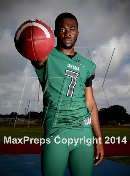 Thumbnail 3 in Central (2014 Preseason Top 25 Photo Shoot)  photogallery.