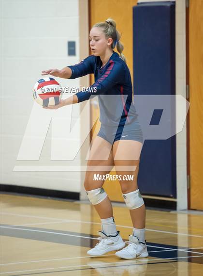 Thumbnail 1 in Highland vs  Perry  (AIA 6A Semi Final) photogallery.