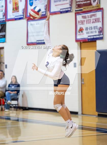 Thumbnail 1 in Highland vs  Perry  (AIA 6A Semi Final) photogallery.
