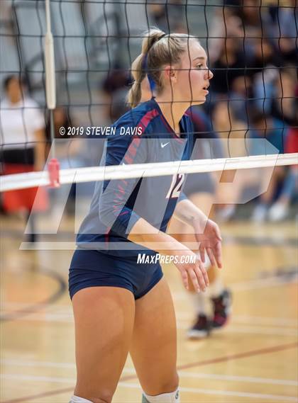 Thumbnail 2 in Highland vs  Perry  (AIA 6A Semi Final) photogallery.