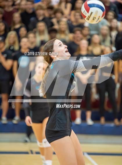 Thumbnail 3 in Highland vs  Perry  (AIA 6A Semi Final) photogallery.