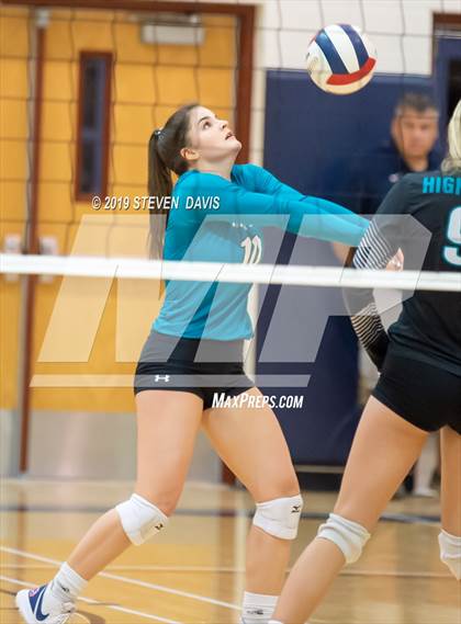 Thumbnail 2 in Highland vs  Perry  (AIA 6A Semi Final) photogallery.