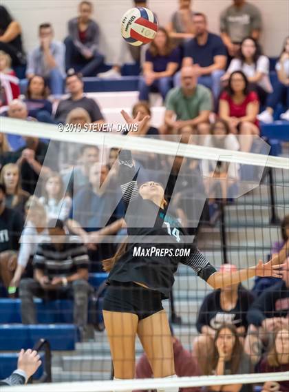 Thumbnail 1 in Highland vs  Perry  (AIA 6A Semi Final) photogallery.