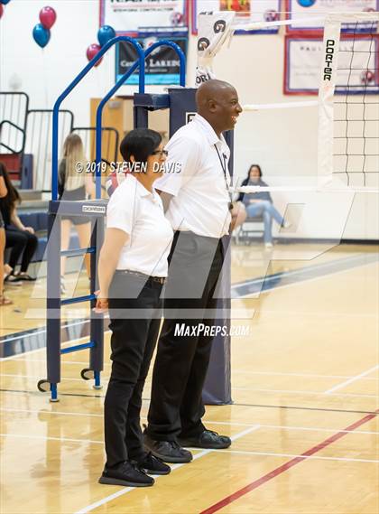 Thumbnail 3 in Highland vs  Perry  (AIA 6A Semi Final) photogallery.