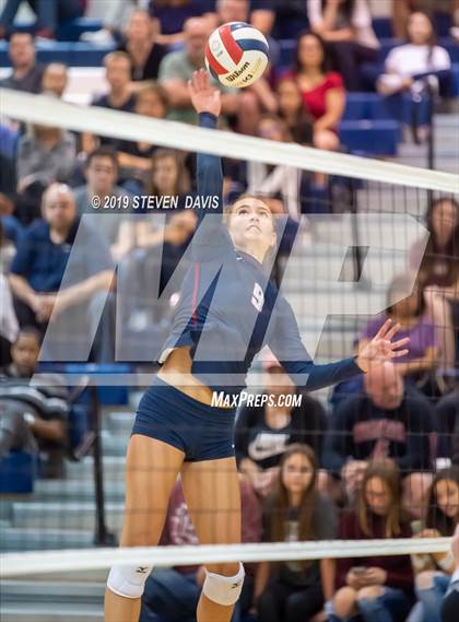 Thumbnail 2 in Highland vs  Perry  (AIA 6A Semi Final) photogallery.