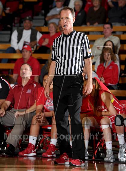 Thumbnail 3 in Mater Dei @ Oaks Christian (Nike Extravaganza) photogallery.