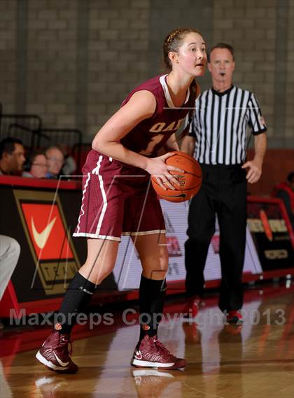Thumbnail 3 in Mater Dei @ Oaks Christian (Nike Extravaganza) photogallery.