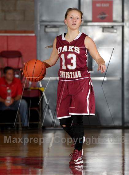 Thumbnail 2 in Mater Dei @ Oaks Christian (Nike Extravaganza) photogallery.