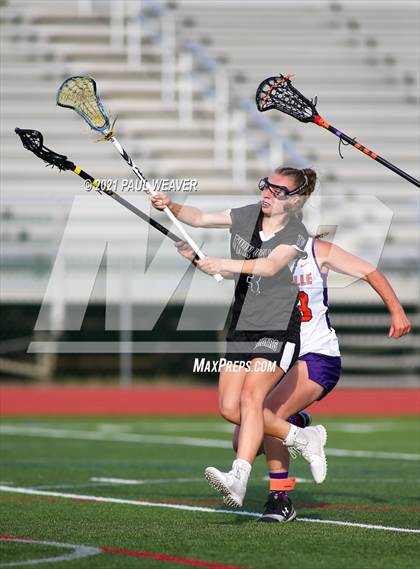 Thumbnail 1 in Danville vs. Twin Valley (PIAA Class 2A First Round Playoff) photogallery.