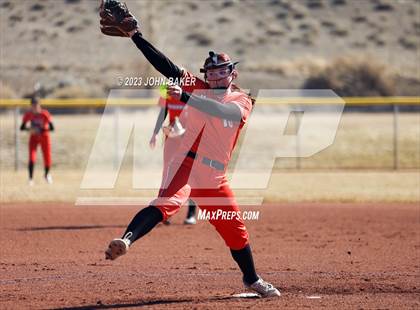 Thumbnail 1 in Sparks @ Fernley photogallery.