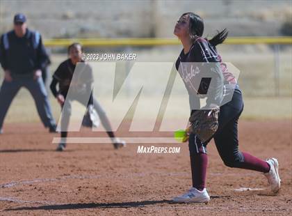 Thumbnail 3 in Sparks @ Fernley photogallery.