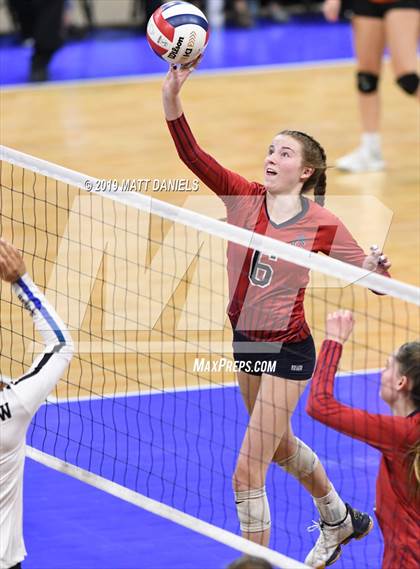 Thumbnail 3 in Chaparral vs. Grandview (CHSAA 5A Playoff) photogallery.