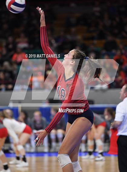 Thumbnail 2 in Chaparral vs. Grandview (CHSAA 5A Playoff) photogallery.