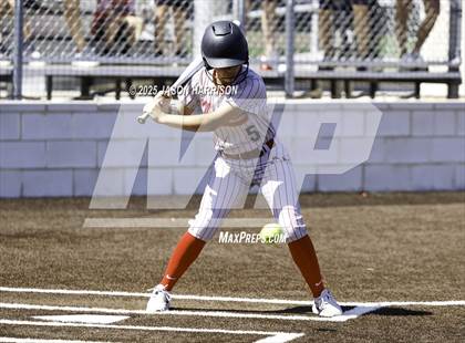 Thumbnail 3 in Sundown vs. Muenster (UIL Softball 2A Region 2 Semifinal Game 2) photogallery.