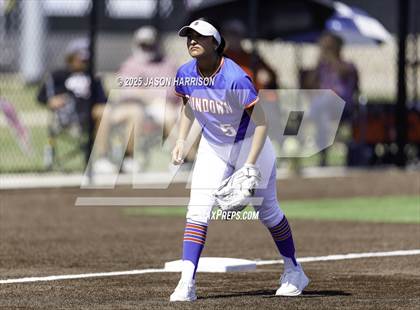 Thumbnail 1 in Sundown vs. Muenster (UIL Softball 2A Region 2 Semifinal Game 2) photogallery.