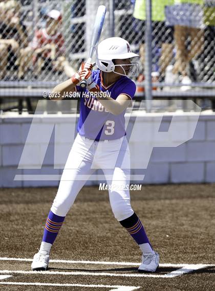 Thumbnail 1 in Sundown vs. Muenster (UIL Softball 2A Region 2 Semifinal Game 2) photogallery.