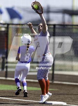 Sundown vs. Muenster (UIL Softball 2A Region 2 Semifinal Game 2)