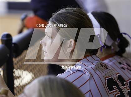 Thumbnail 1 in Sundown vs. Muenster (UIL Softball 2A Region 2 Semifinal Game 2) photogallery.