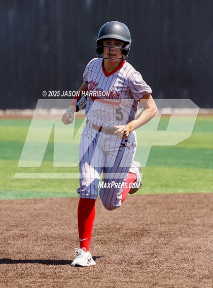 Thumbnail 1 in Sundown vs. Muenster (UIL Softball 2A Region 2 Semifinal Game 2) photogallery.