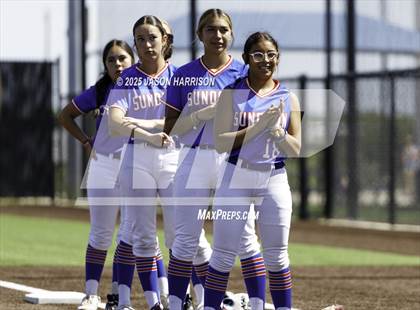 Thumbnail 2 in Sundown vs. Muenster (UIL Softball 2A Region 2 Semifinal Game 2) photogallery.