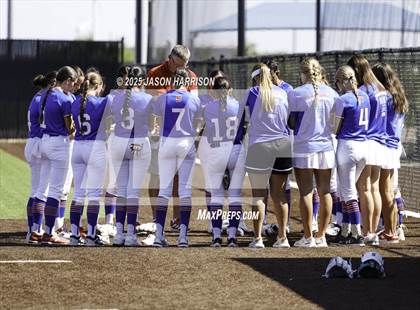 Thumbnail 3 in Sundown vs. Muenster (UIL Softball 2A Region 2 Semifinal Game 2) photogallery.