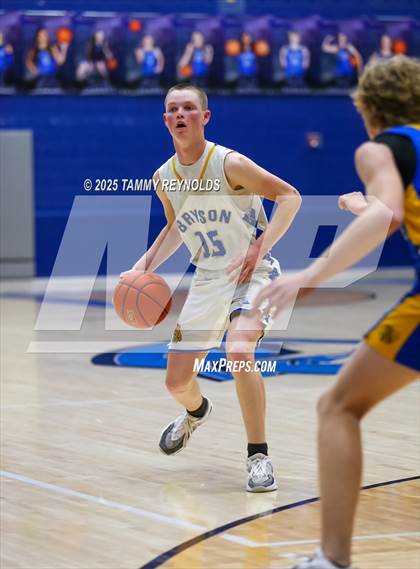 Thumbnail 1 in Sidney @ Bryson (UIL 1A D2 Basketball Semi-Regional) photogallery.
