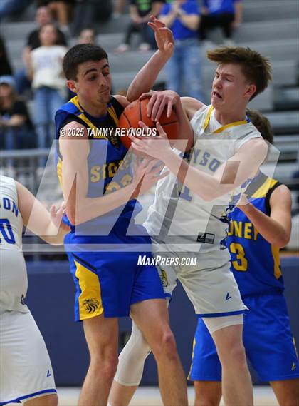 Thumbnail 1 in Sidney @ Bryson (UIL 1A D2 Basketball Semi-Regional) photogallery.