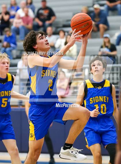 Thumbnail 1 in Sidney @ Bryson (UIL 1A D2 Basketball Semi-Regional) photogallery.