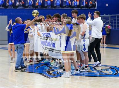 Thumbnail 2 in Sidney @ Bryson (UIL 1A D2 Basketball Semi-Regional) photogallery.
