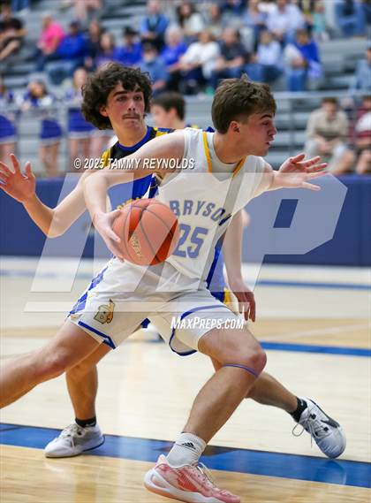 Thumbnail 3 in Sidney @ Bryson (UIL 1A D2 Basketball Semi-Regional) photogallery.