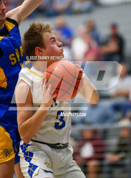 Thumbnail 1 in Sidney @ Bryson (UIL 1A D2 Basketball Semi-Regional) photogallery.
