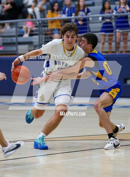 Thumbnail 1 in Sidney @ Bryson (UIL 1A D2 Basketball Semi-Regional) photogallery.