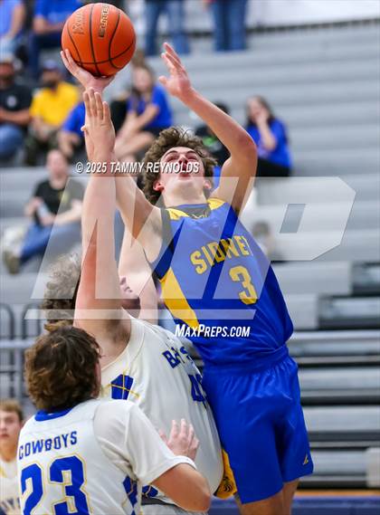 Thumbnail 2 in Sidney @ Bryson (UIL 1A D2 Basketball Semi-Regional) photogallery.
