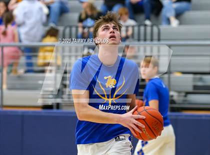Thumbnail 1 in Sidney @ Bryson (UIL 1A D2 Basketball Semi-Regional) photogallery.