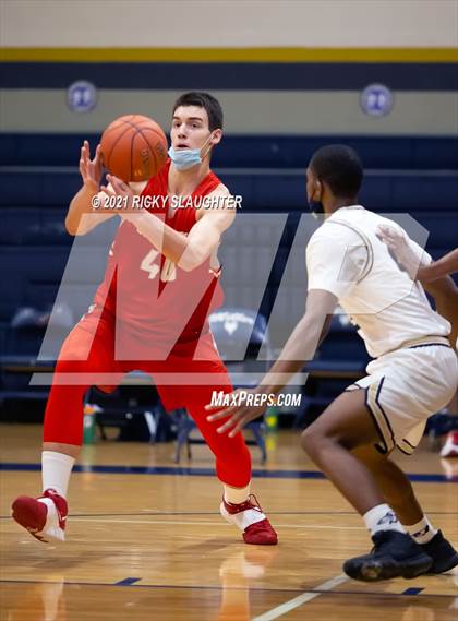 Thumbnail 2 in Miller Career Academy vs. Chaminade photogallery.