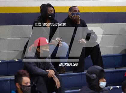 Thumbnail 2 in Miller Career Academy vs. Chaminade photogallery.
