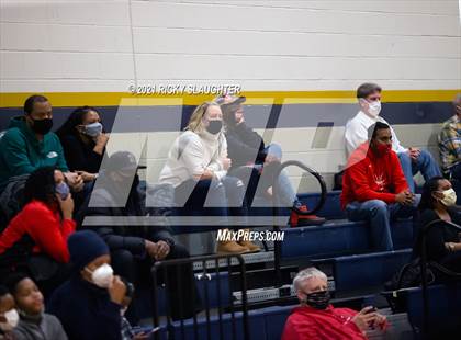 Thumbnail 3 in Miller Career Academy vs. Chaminade photogallery.