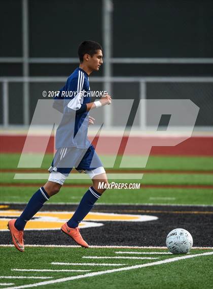 Thumbnail 2 in Mission Hills vs. Montgomery (CIF SDS D2 Final) photogallery.