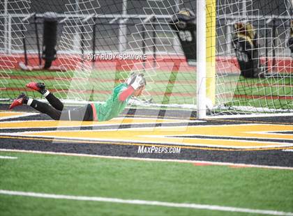 Thumbnail 2 in Mission Hills vs. Montgomery (CIF SDS D2 Final) photogallery.