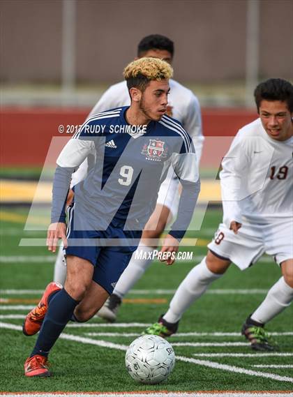 Thumbnail 3 in Mission Hills vs. Montgomery (CIF SDS D2 Final) photogallery.