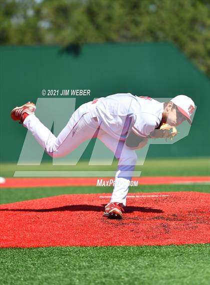Thumbnail 1 in Fort Gibson vs Checotah (OSSAA 4A Regional Quarterfinal) photogallery.