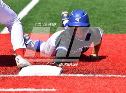 Thumbnail 2 in Fort Gibson vs Checotah (OSSAA 4A Regional Quarterfinal) photogallery.