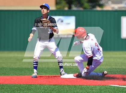 Thumbnail 2 in Fort Gibson vs Checotah (OSSAA 4A Regional Quarterfinal) photogallery.