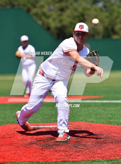 Thumbnail 2 in Fort Gibson vs Checotah (OSSAA 4A Regional Quarterfinal) photogallery.