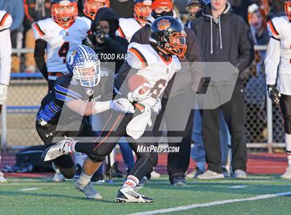 Thumbnail 1 in Darien vs. Ridgefield (CIAC Class LL Final) photogallery.