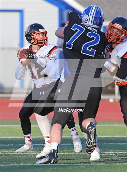 Thumbnail 2 in Darien vs. Ridgefield (CIAC Class LL Final) photogallery.