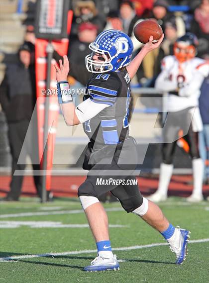 Thumbnail 2 in Darien vs. Ridgefield (CIAC Class LL Final) photogallery.