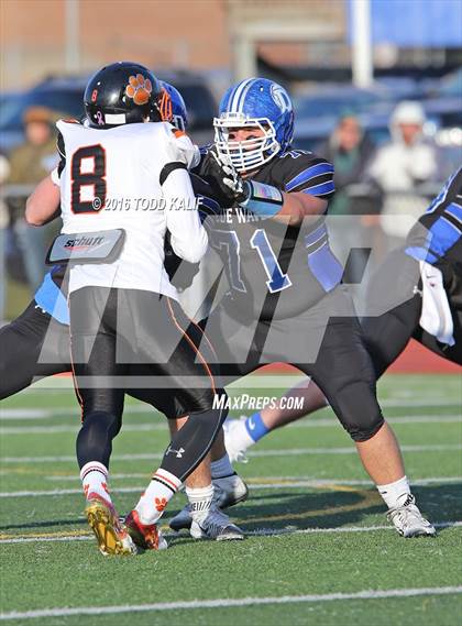 Thumbnail 2 in Darien vs. Ridgefield (CIAC Class LL Final) photogallery.