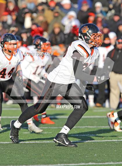 Thumbnail 1 in Darien vs. Ridgefield (CIAC Class LL Final) photogallery.