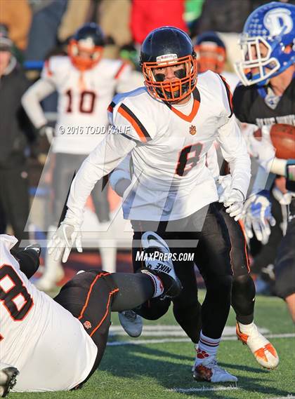 Thumbnail 3 in Darien vs. Ridgefield (CIAC Class LL Final) photogallery.